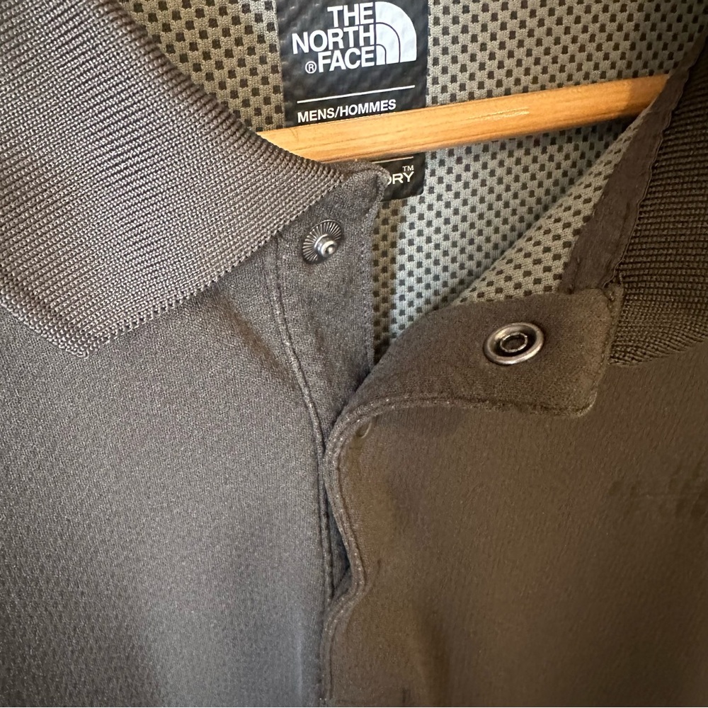 The North Face Polo, Men’s Size XL, Green, FlashDry - Picture 3 of 10